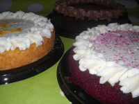 assorted single layer cakes