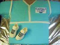 Blue bull t-Shirt custom-made cake